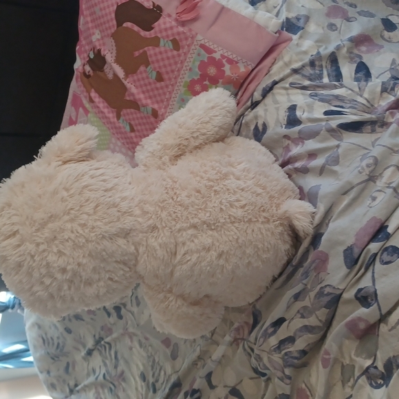 - Kidds stuffed  animals - Picture 2 of 4